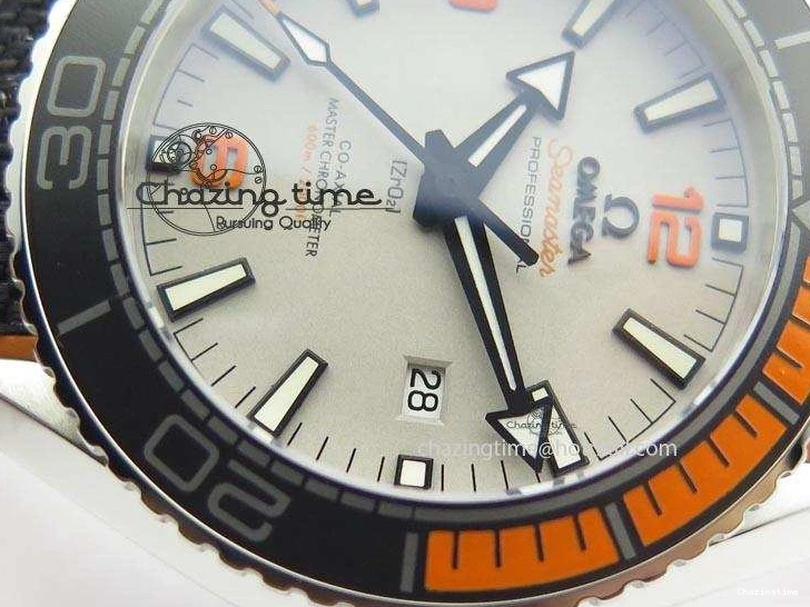 0411 ComfortFit 2016 Planet Ocean 45mm SS JHF Gray Dial On Nylon Strap A 8226